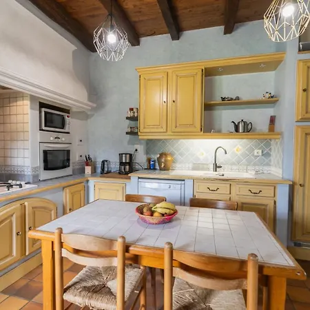 La Begasserie Ancienne Maison De Maitre De 1700 * Chateau-Larcher