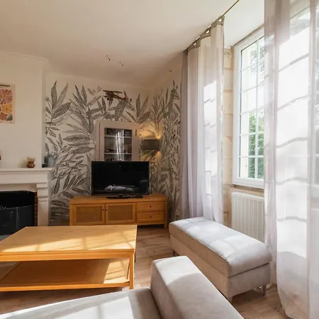 La Begasserie Ancienne Maison De Maitre De 1700 Chateau-Larcher