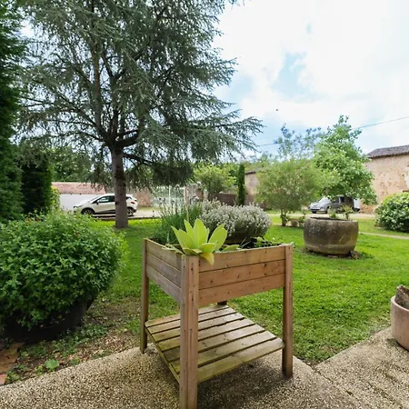 La Begasserie Ancienne Maison De Maitre De 1700 Chateau-Larcher