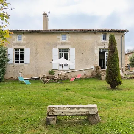 La Begasserie Ancienne Maison De Maitre De 1700 度假居
