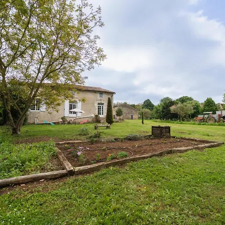 度假居 La Begasserie Ancienne Maison De Maitre De 1700 Chateau-Larcher
